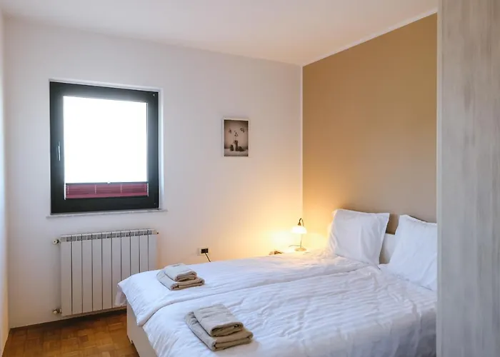 Hisa Ivancic شقة *