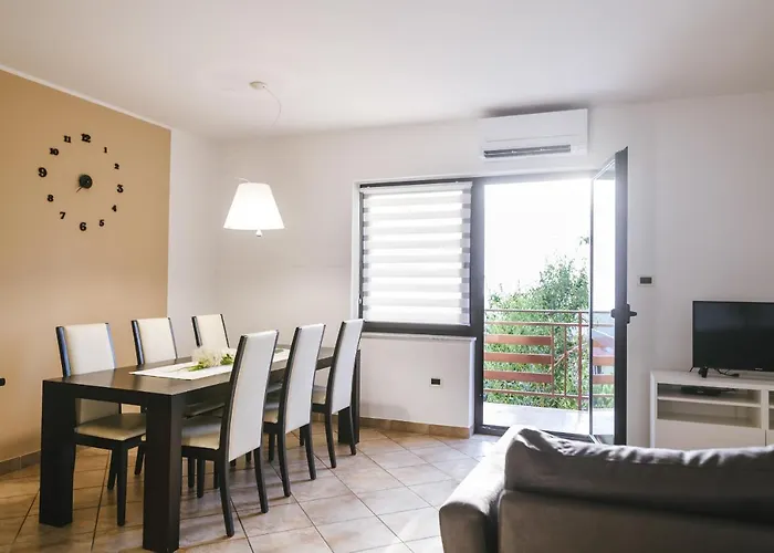 Hisa Ivancic شقة *