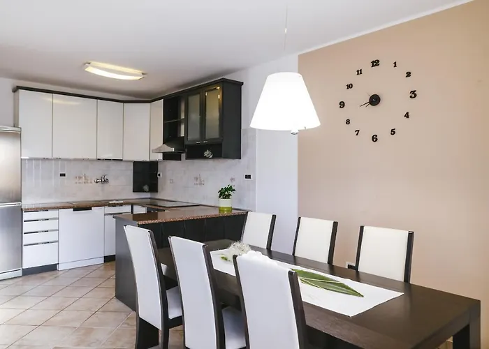 Hisa Ivancic شقة *